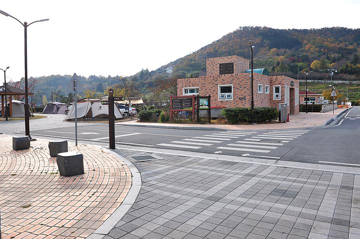 네스트 캠핑장