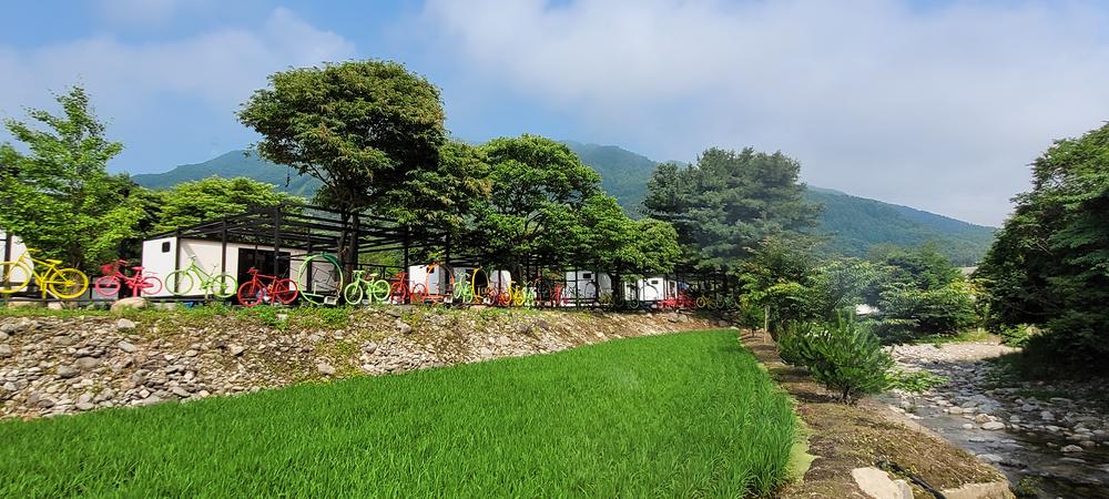 힐링피아 카라반 글램핑 풀 캠핑장