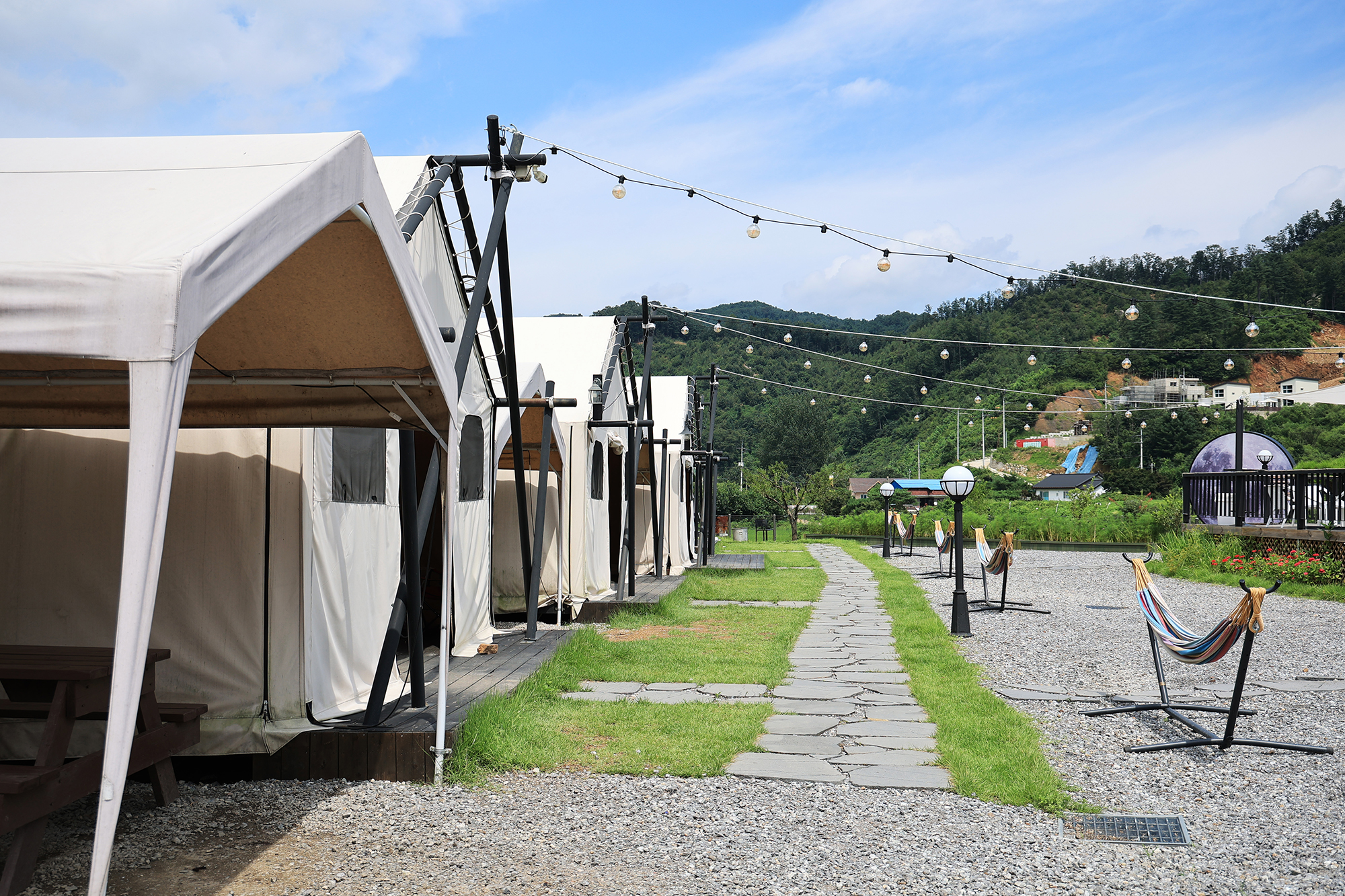 청춘 글램핑 카라반