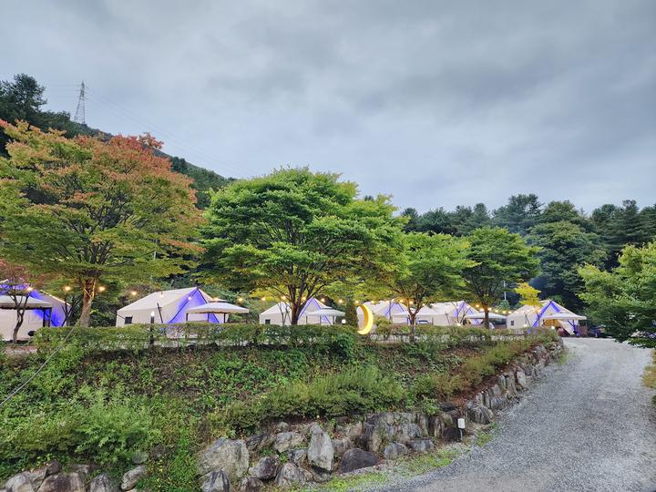 달빛정원글램핑&카라반