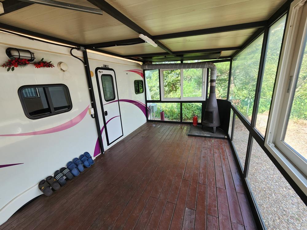 가평 오블리비아테 수영장 펜션&카라반