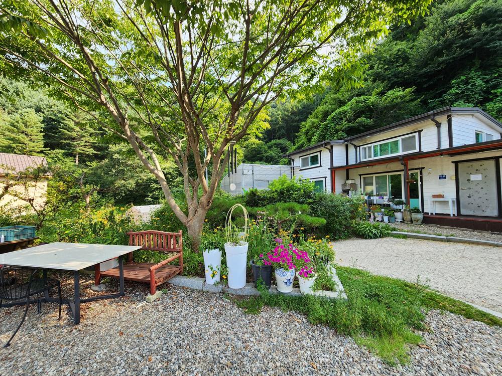 가평 오블리비아테 수영장 펜션&카라반