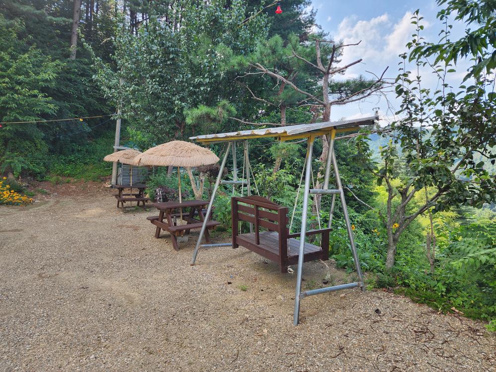 가평 오블리비아테 수영장 펜션&카라반