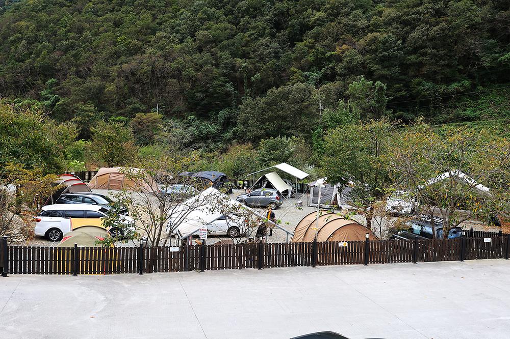 캠앤캠아지트