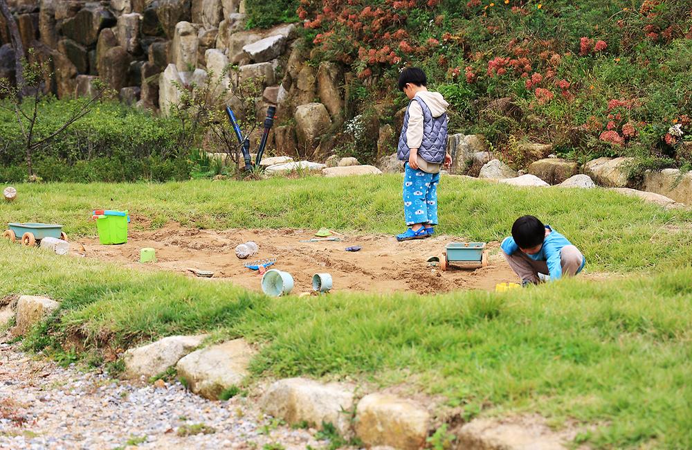 용화산테마파크 캠핑장