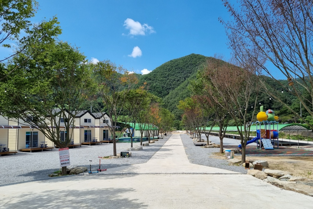 무흘구곡펜션 야영장