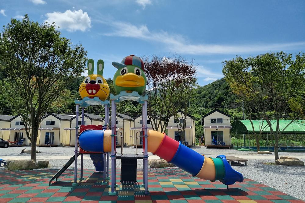 무흘구곡펜션 야영장