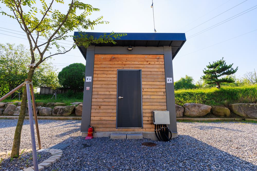 캠핑 굄성