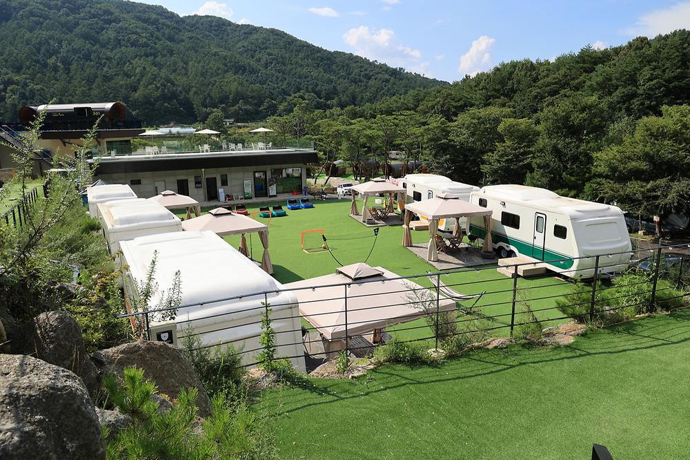 산정호수 마루글램핑 카라반