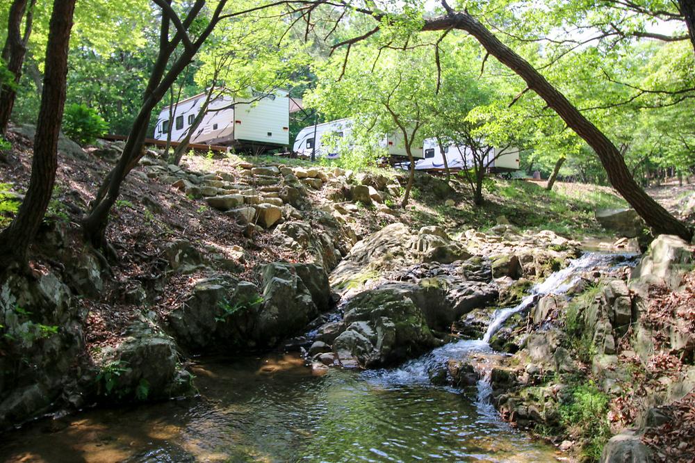 경이궁 캠핑카라반