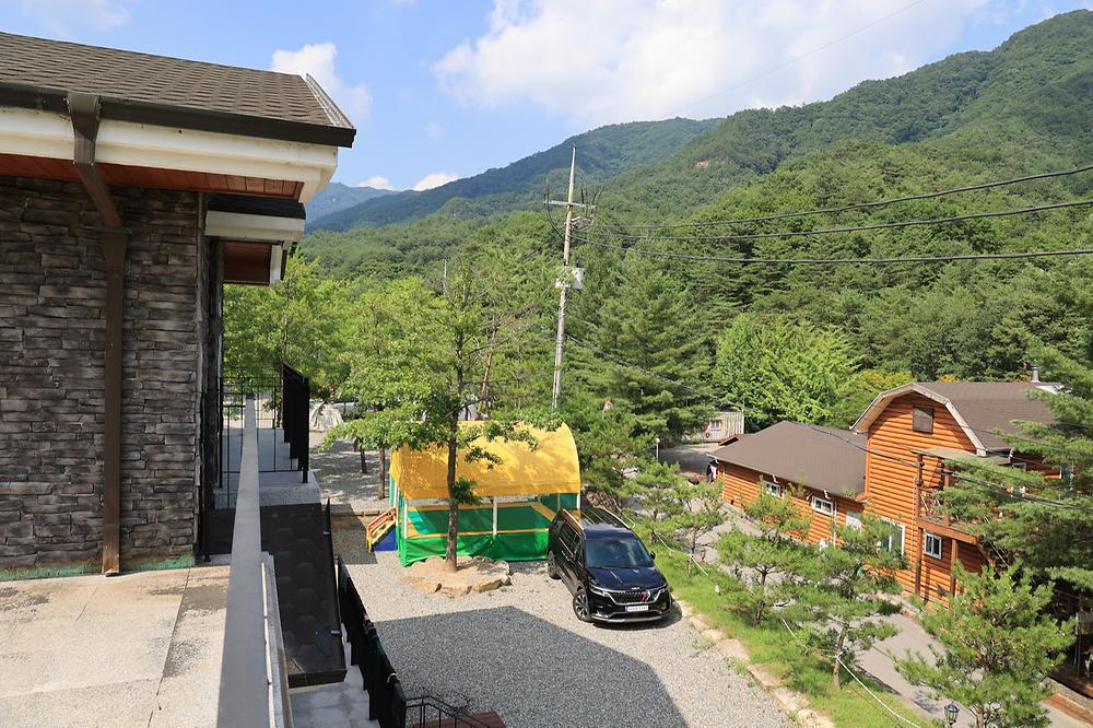 청우재 캠핑장