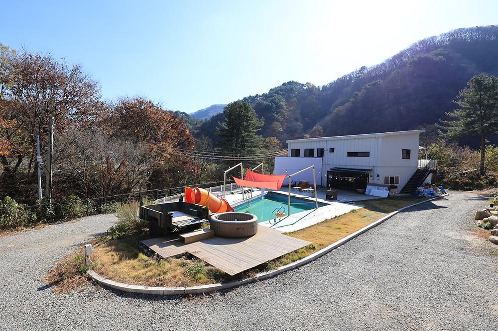 디프라이빗가평 (D. private Gapyeong)