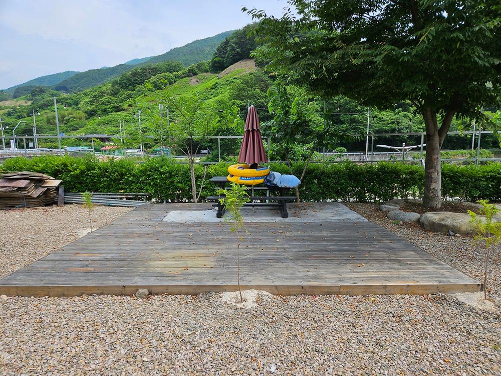 천왕봉캠핑장