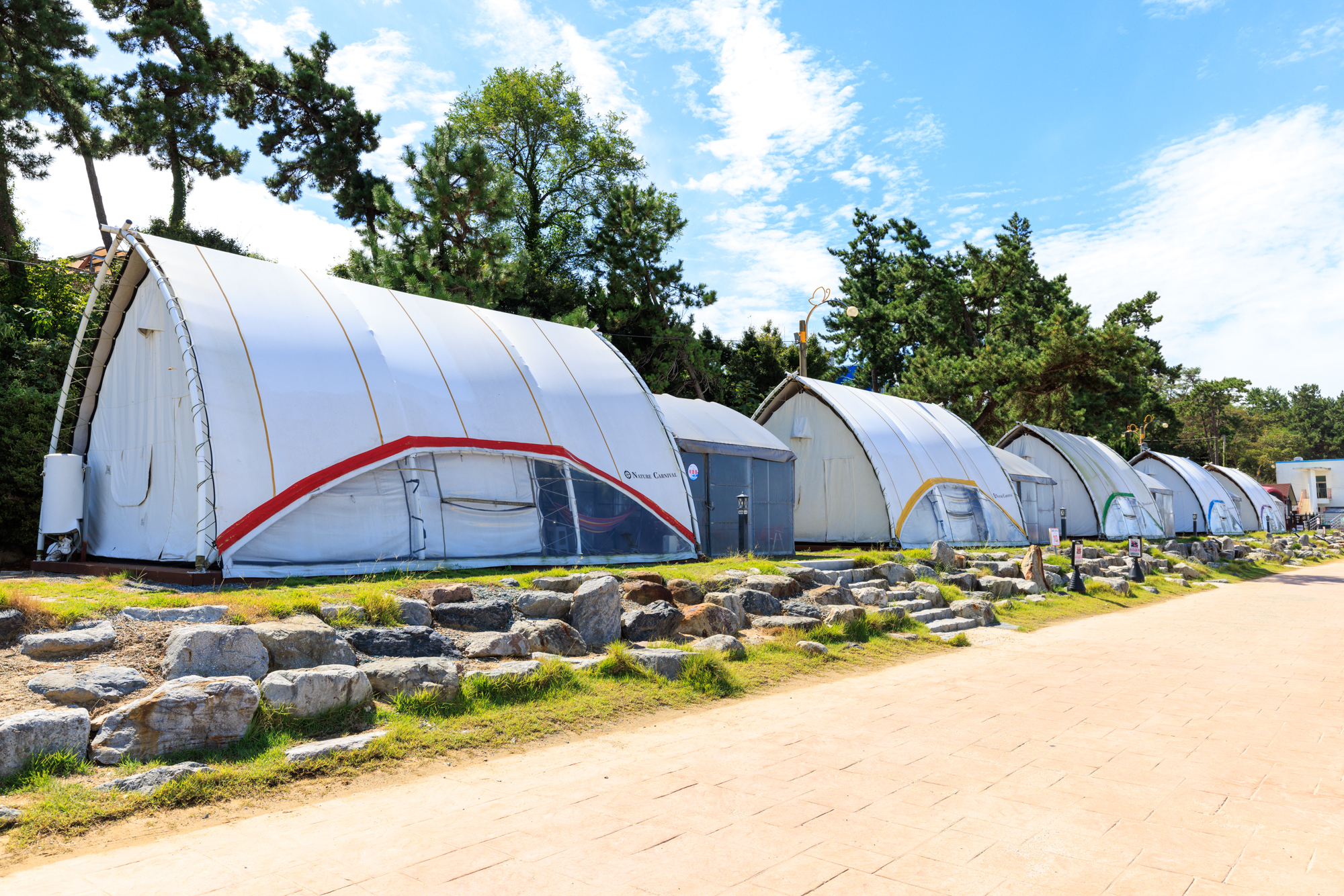 돌머리 해변 글램핑 야영장