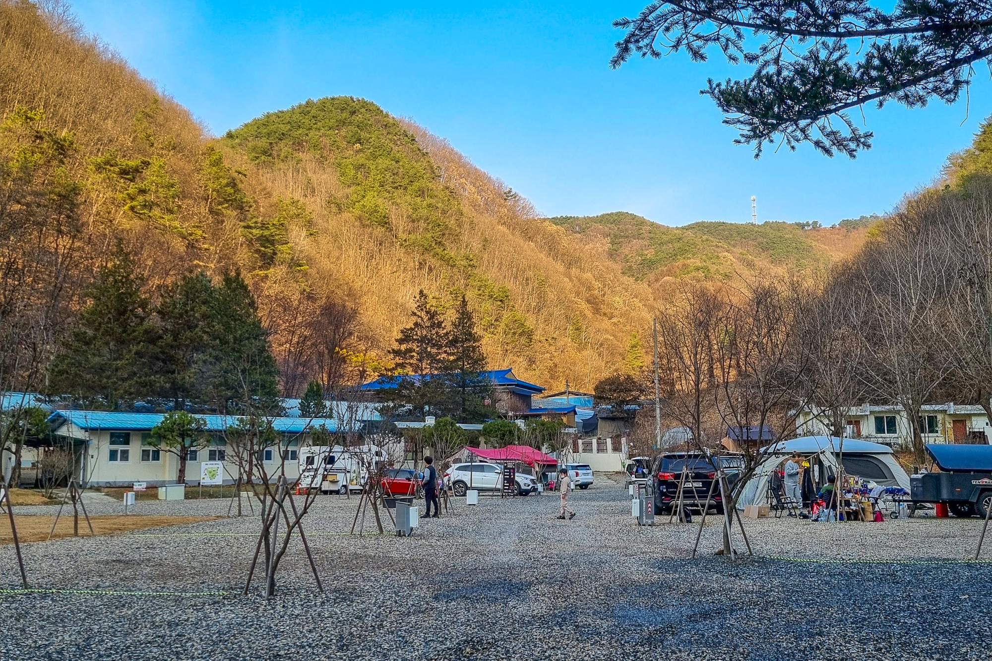 캠핑클라쓰