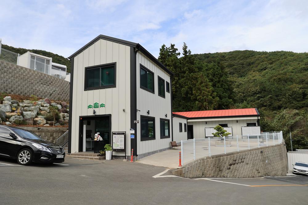 더 숨 포레스트