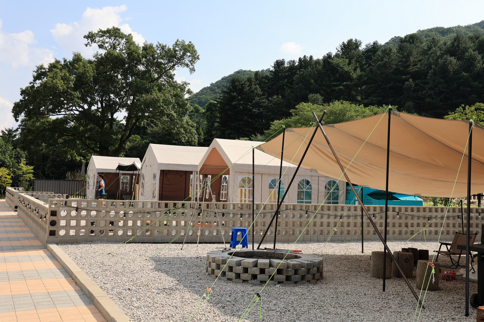 산이다 관광농원(야영장)