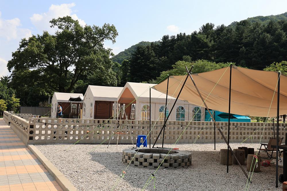 산이다 글램핑
