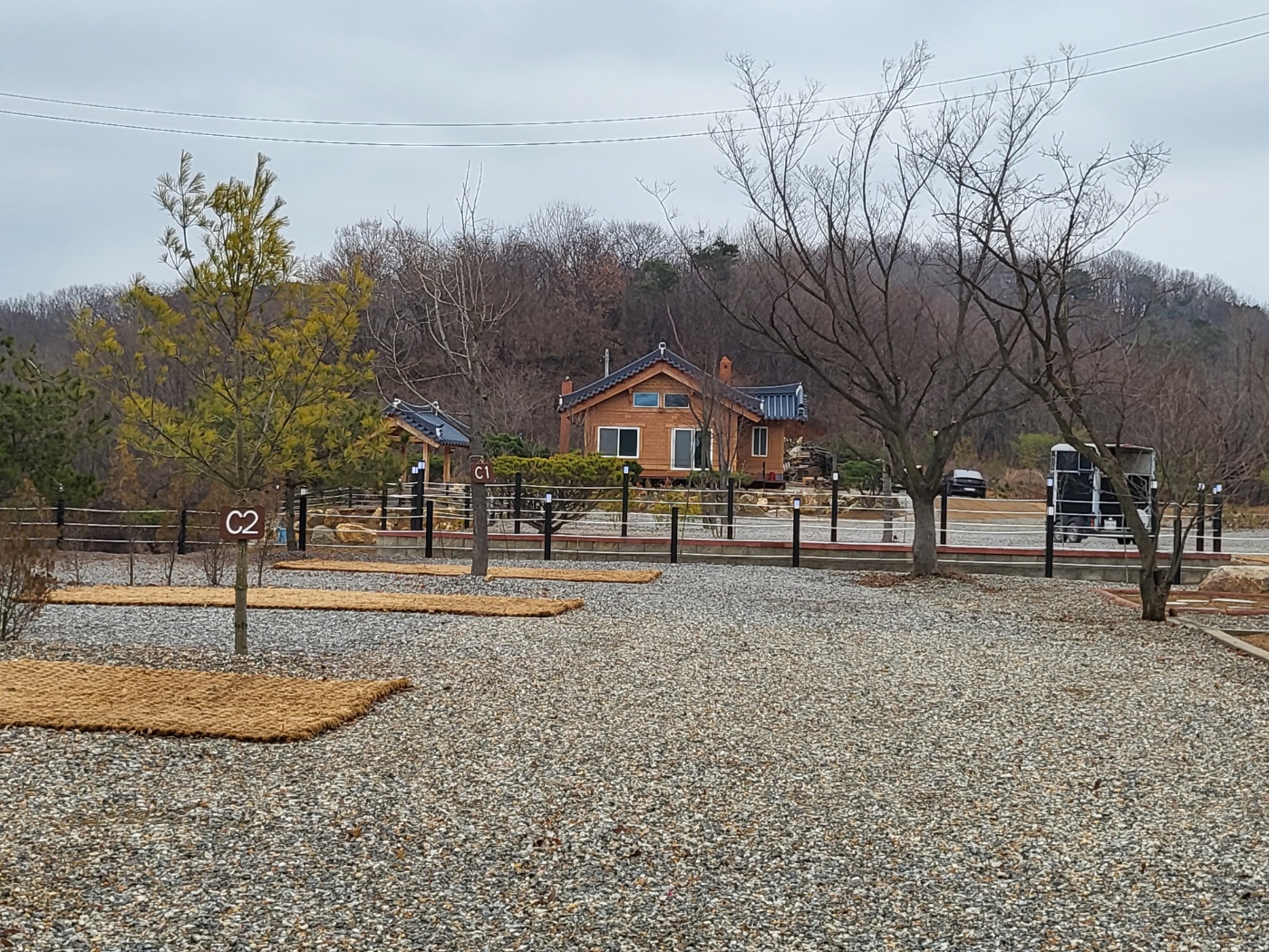 필(FEEL) 오토 캠핑장