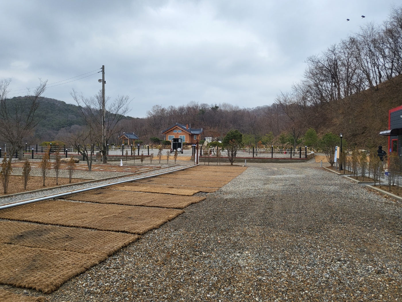 필(FEEL) 오토 캠핑장