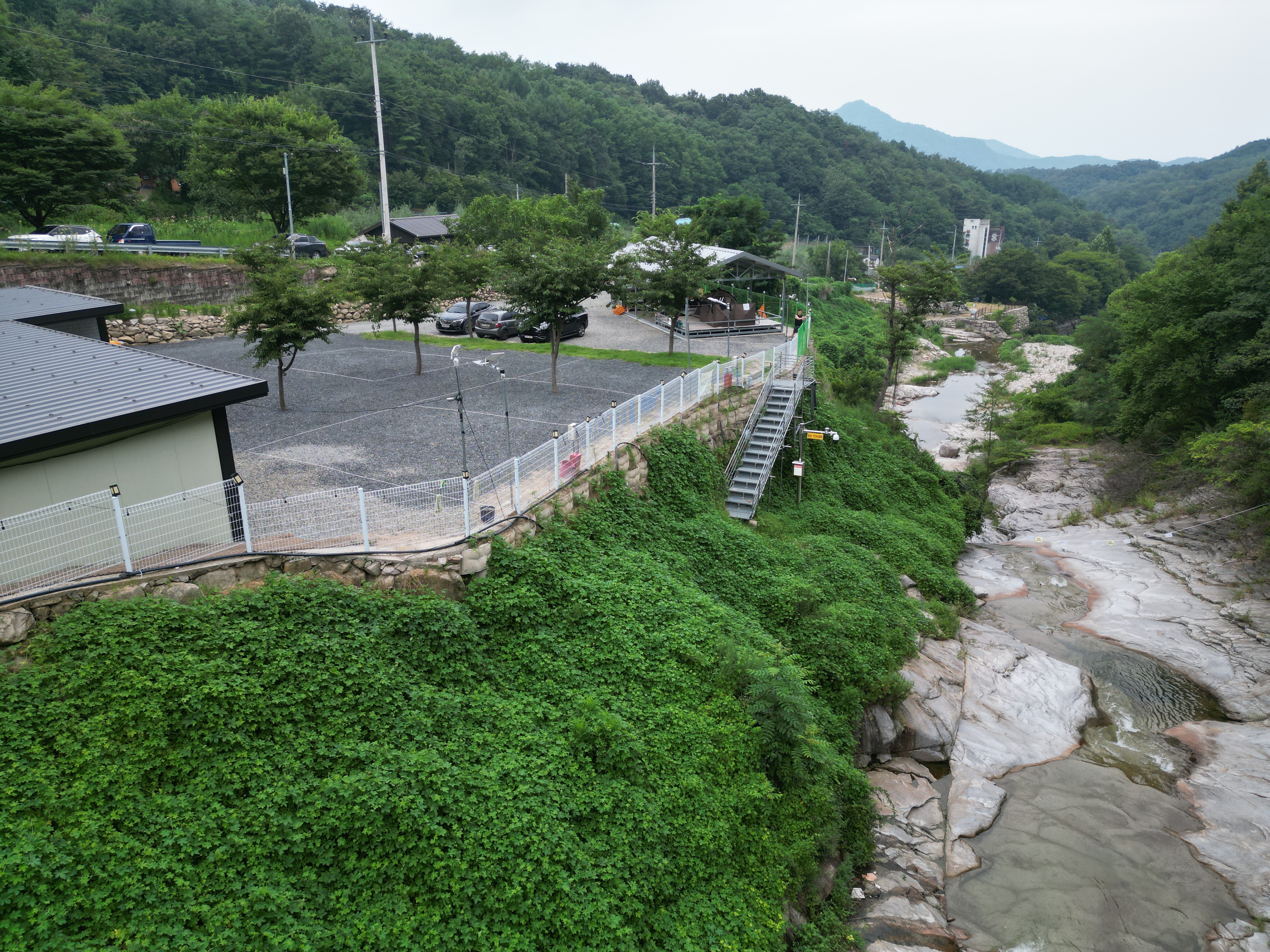 돌담캠핑장
