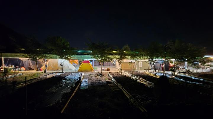 장미길 테마 야영장