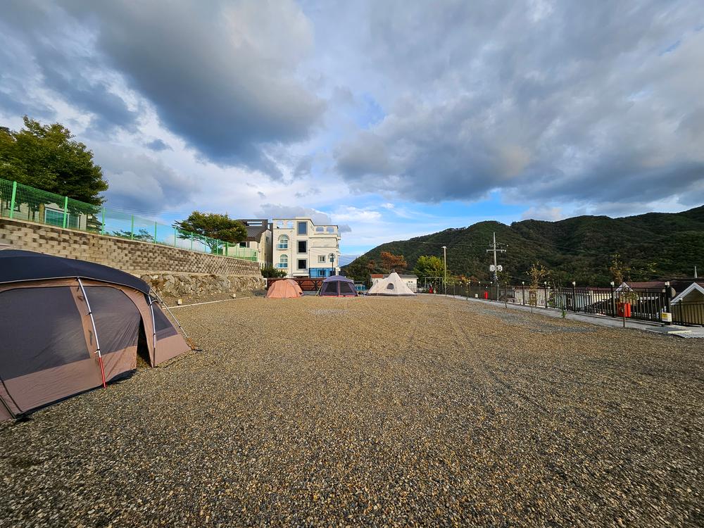 골드문 오토캠핑장