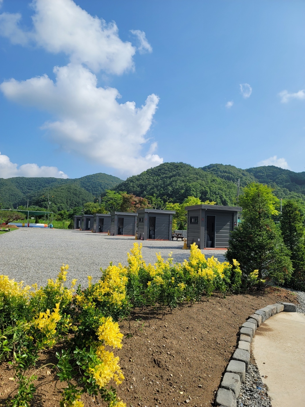 반하면 오토캠핑장