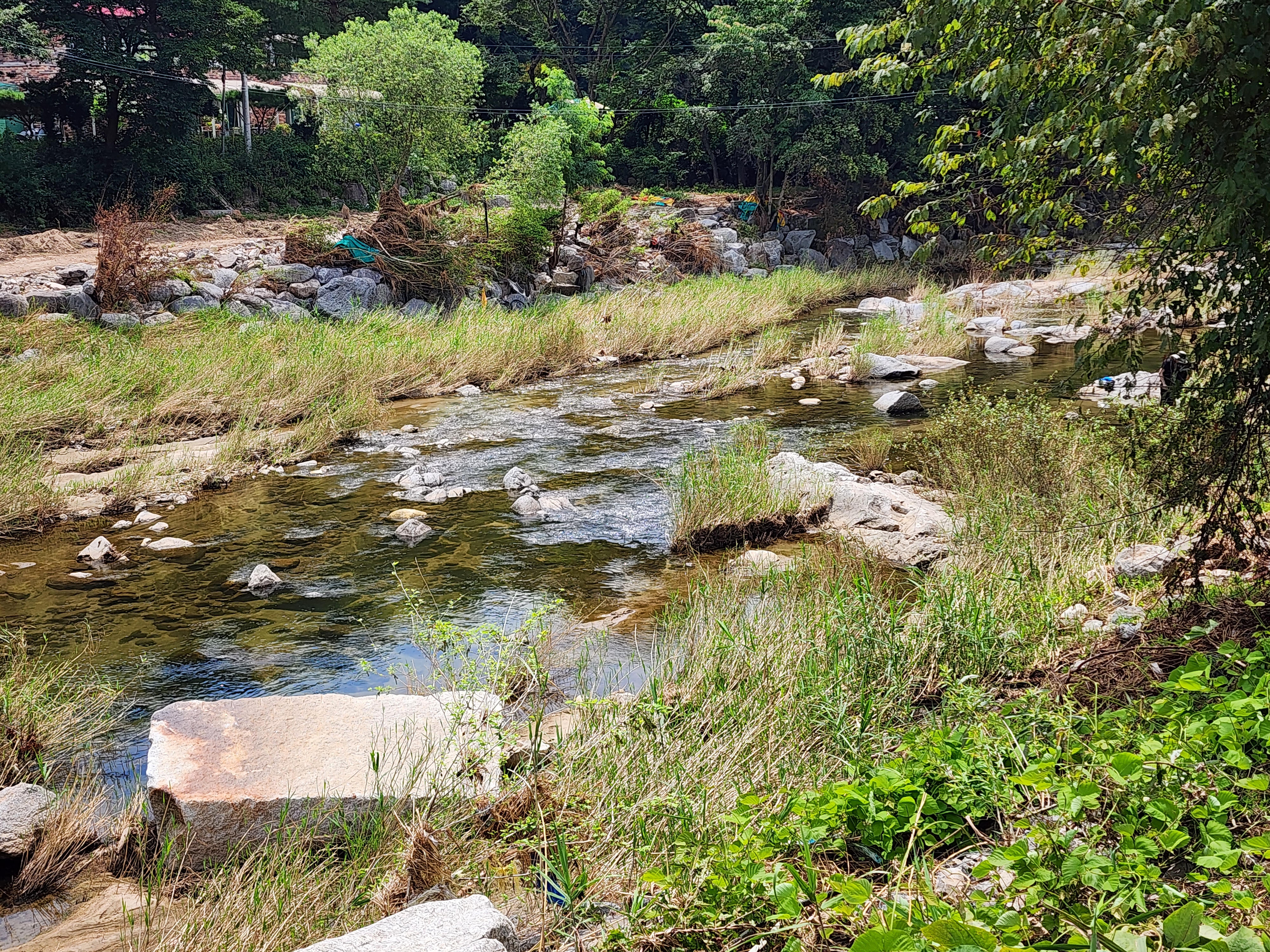 더아리웃집 모롱공간