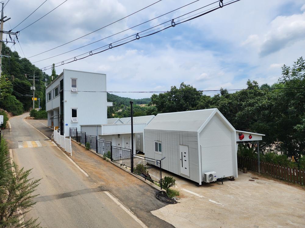 더아리웃집 모롱공간