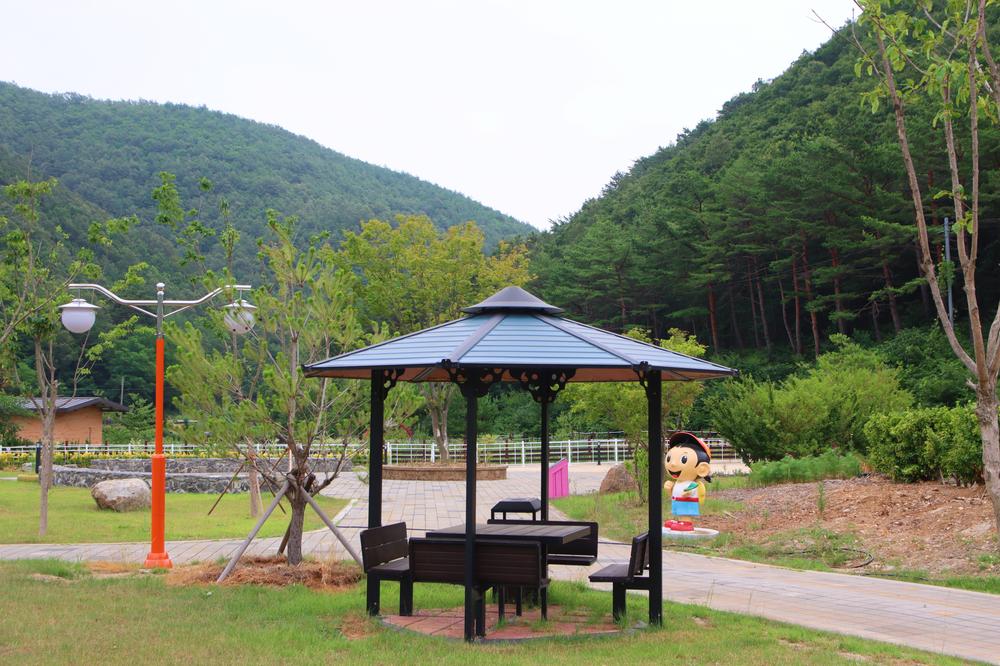 미로나라정원 글램핑장