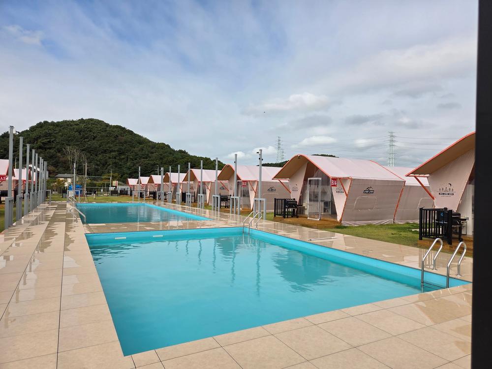 대부도글램탑럭셔리글램핑&키즈수영장캠핑장