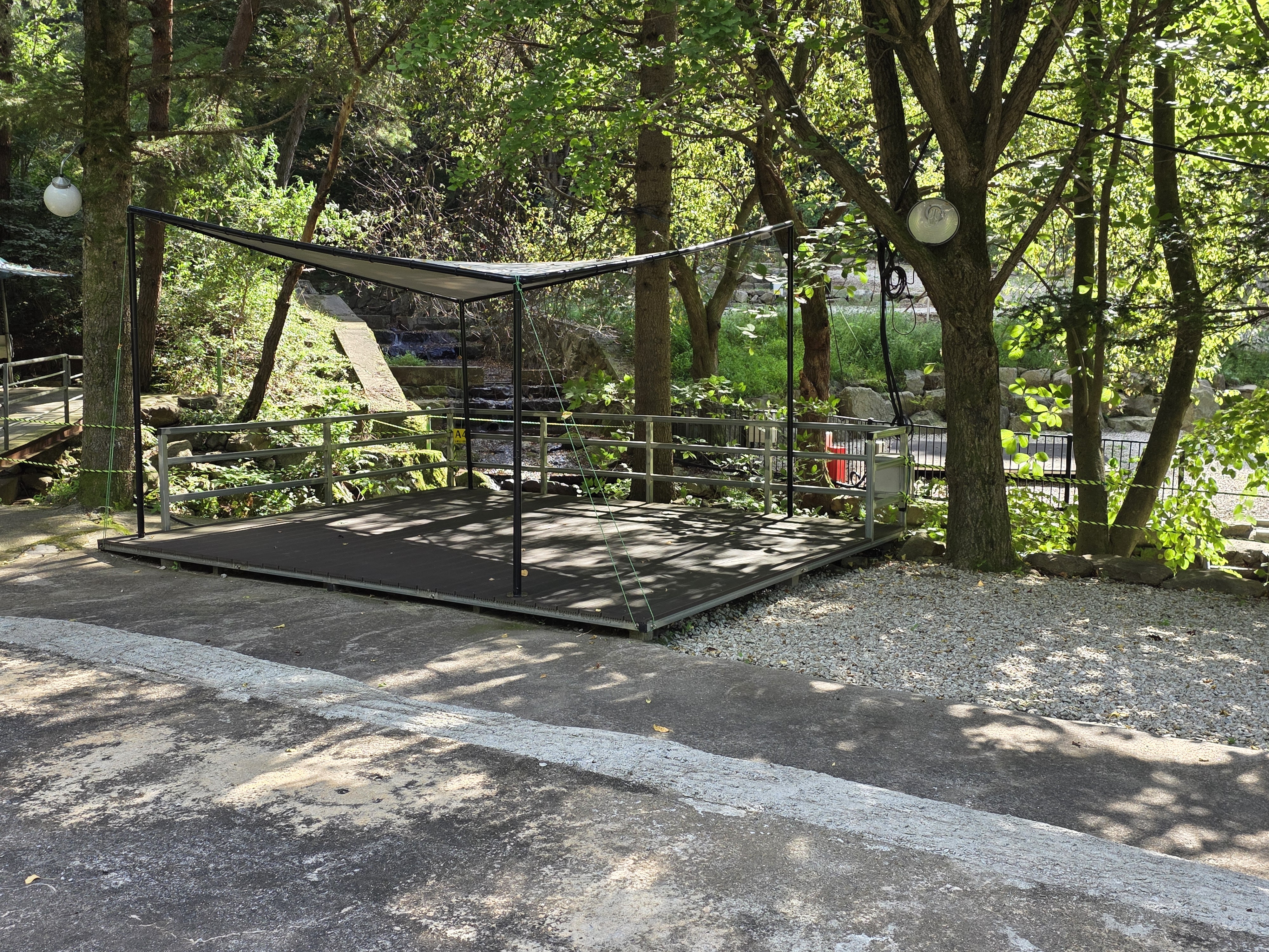 논배동산