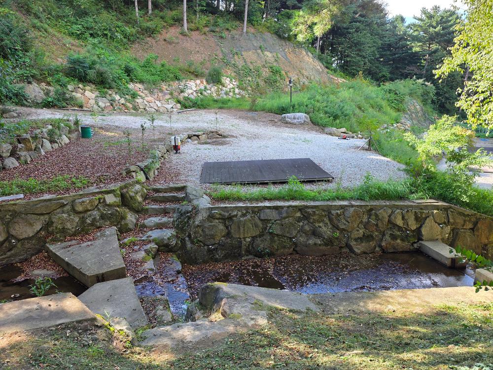 논배동산