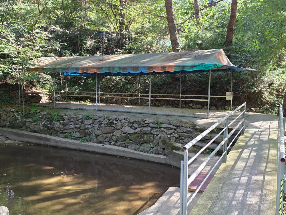 논배동산