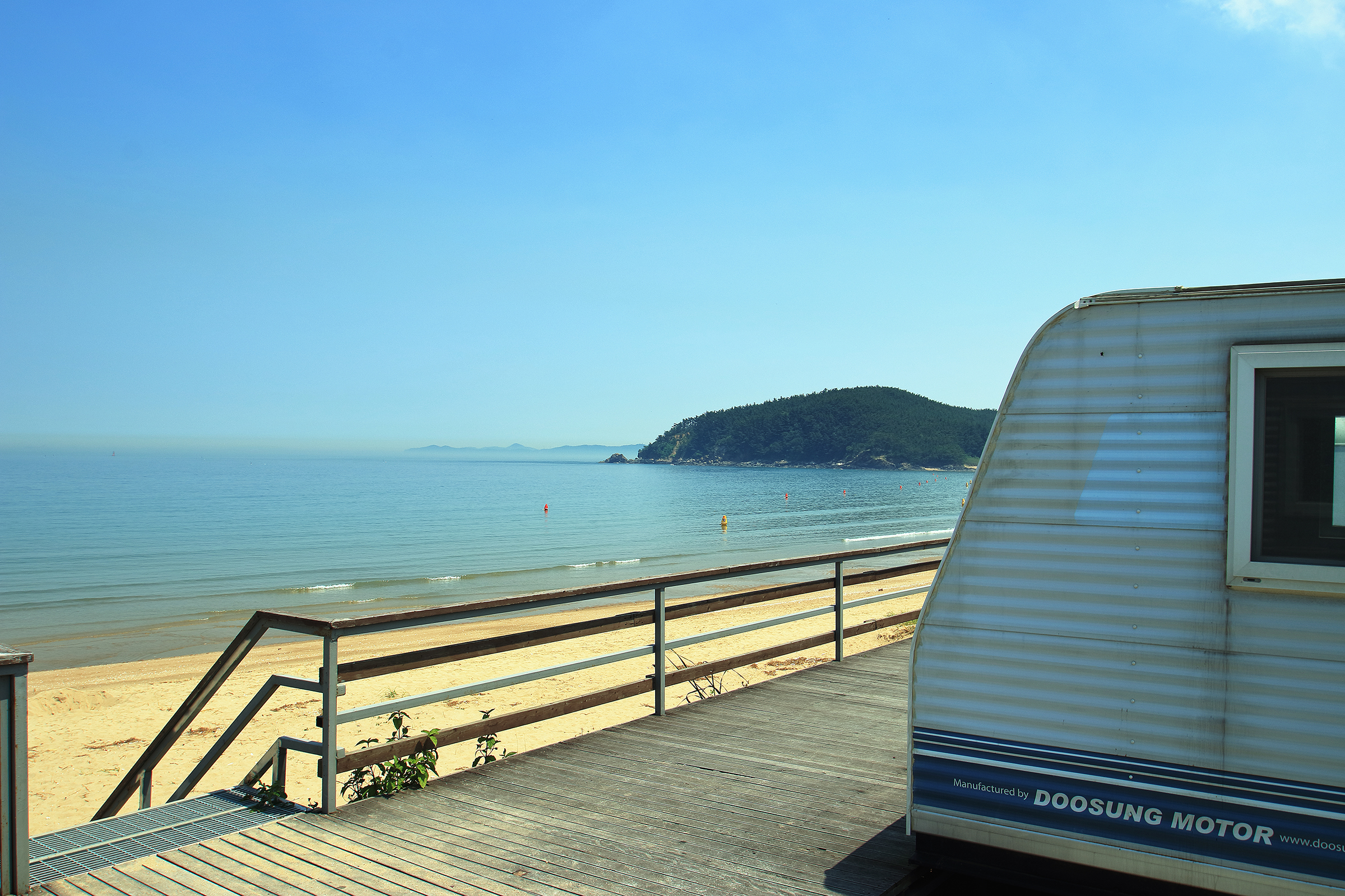 태안 물결 카라반 캠핑장