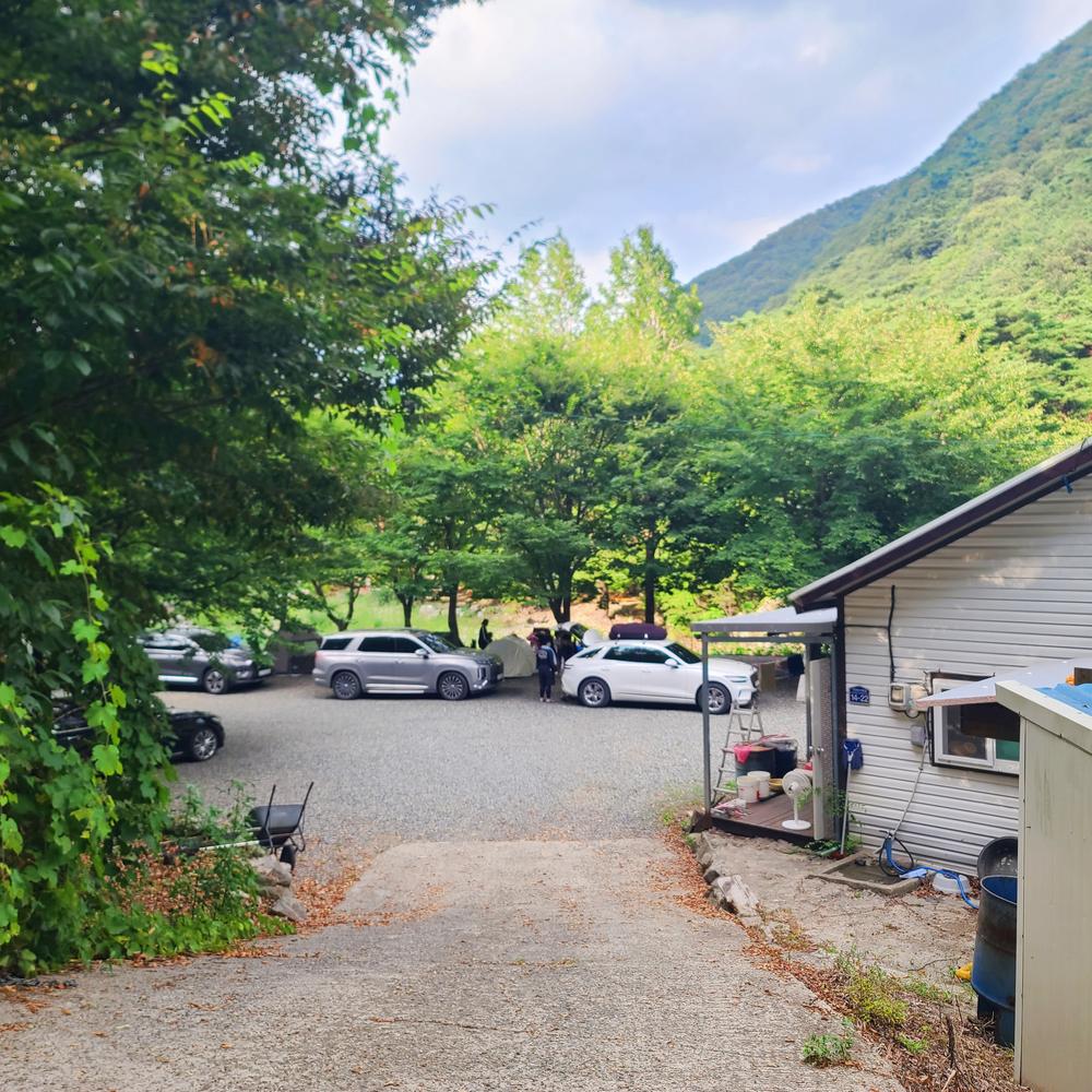 별삼킨별캠핑장