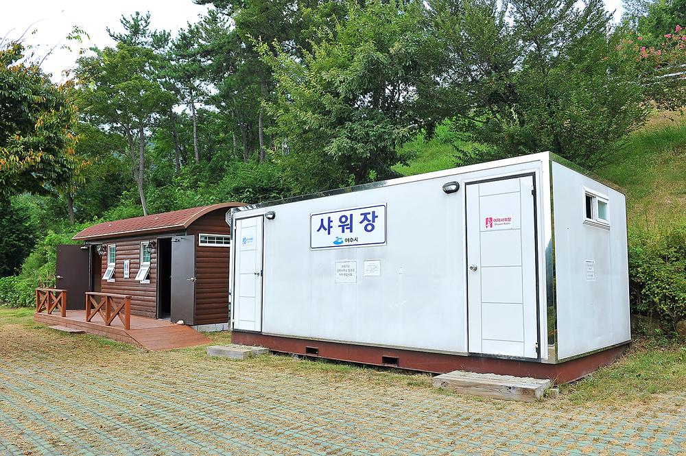 봉황산자연휴양림 야영장