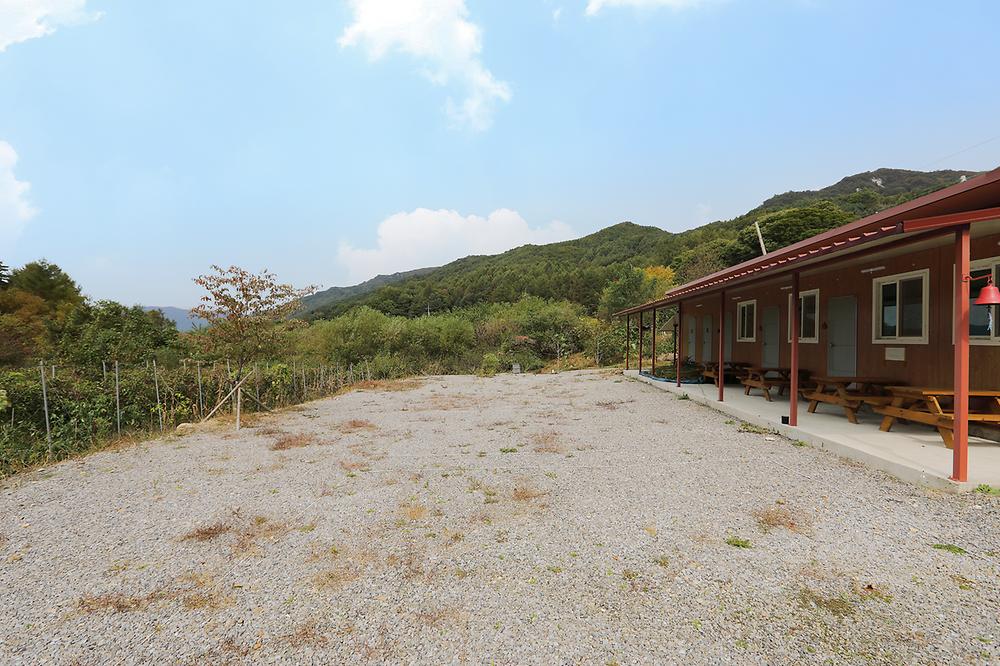 산아래 캠핑장