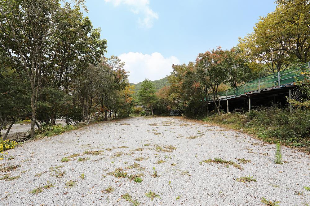 산아래 캠핑장