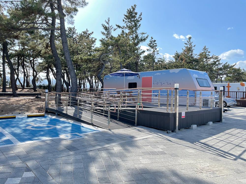 연곡해변 솔향기캠핑장