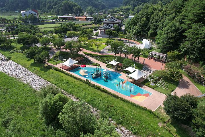 증산수도계곡캠핑장