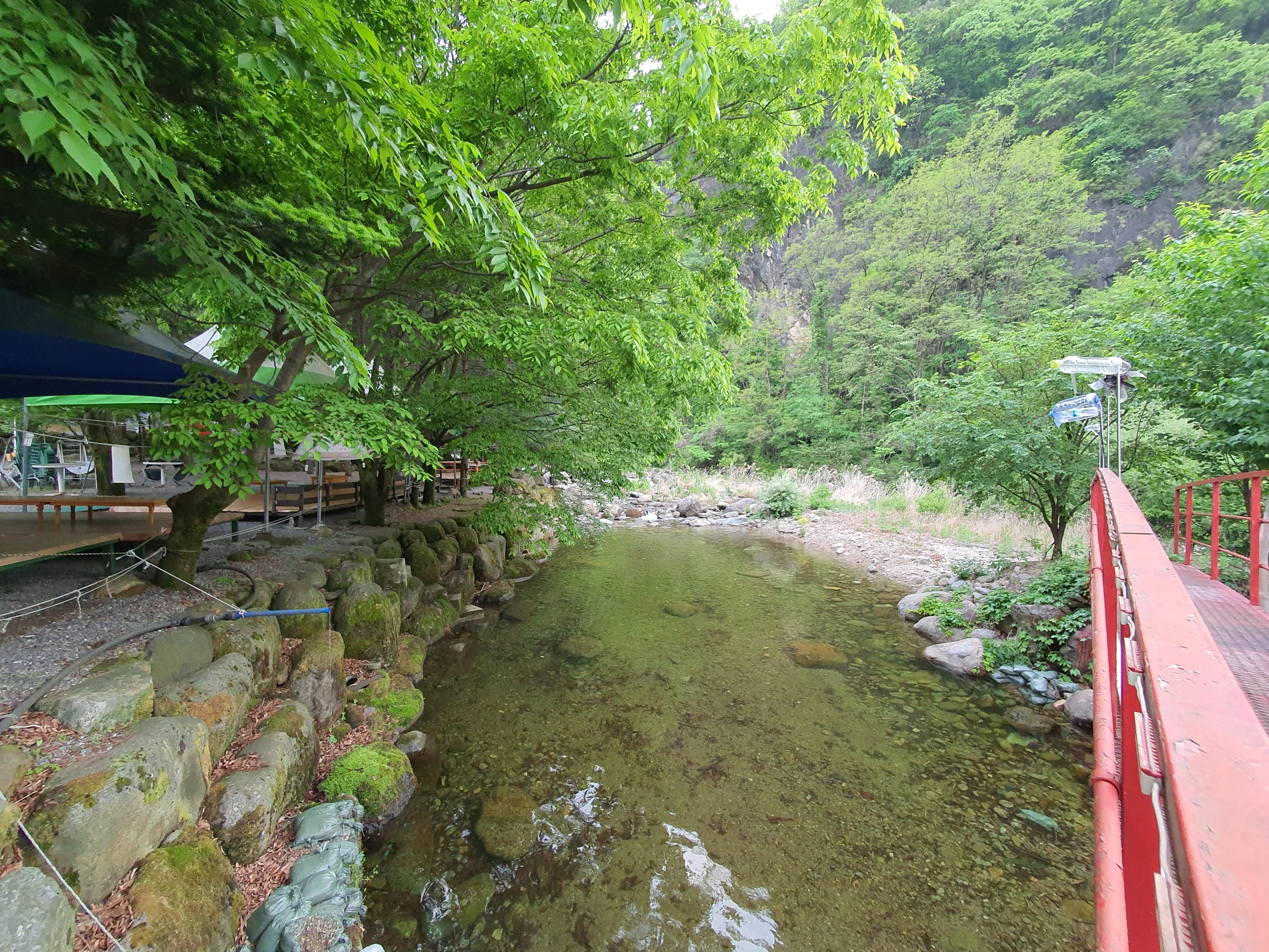 천동계곡 캠핑장