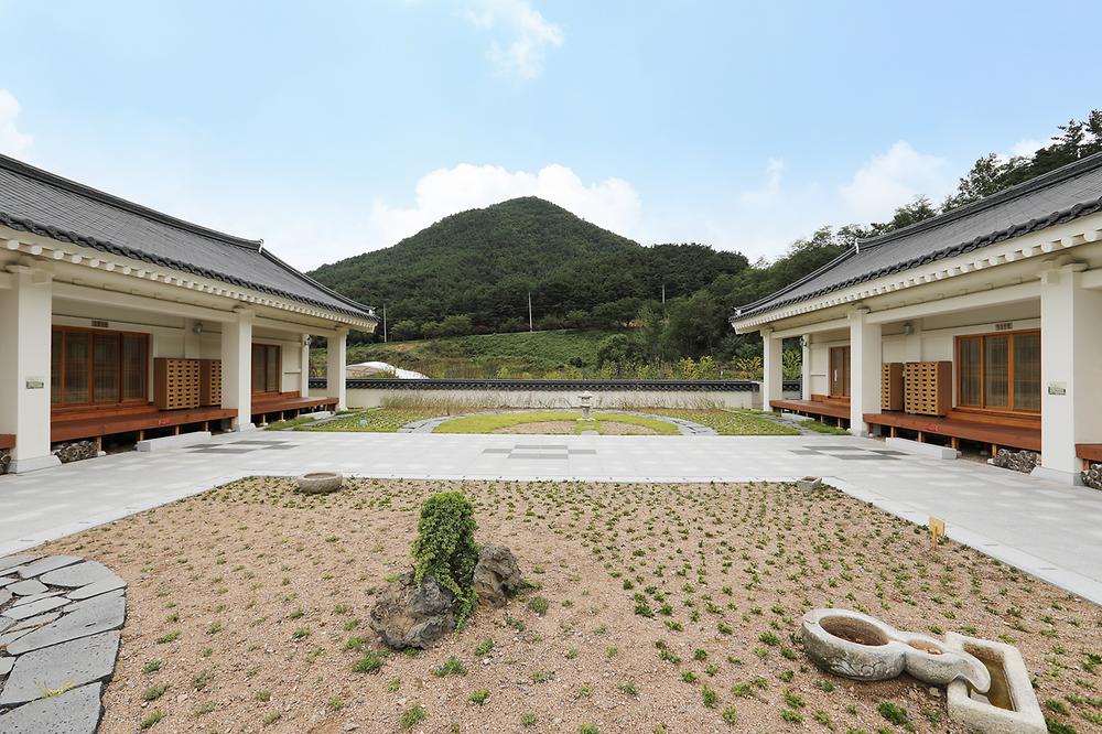 청도신화랑 풍류마을 오토캠핑장