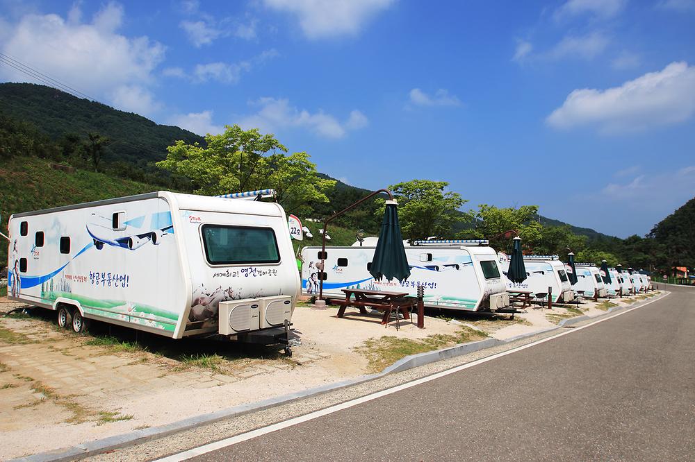치산 관광지 캠핑장