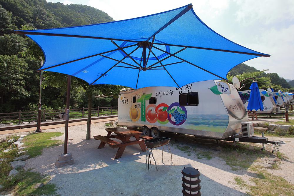 치산 관광지 캠핑장