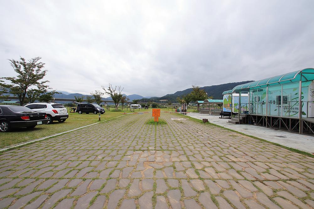 칠곡보 오토캠핑장