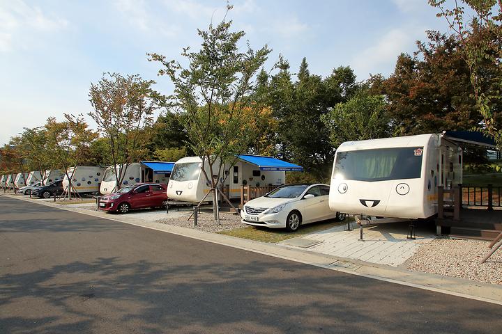 한탄강관광지 오토캠핑장