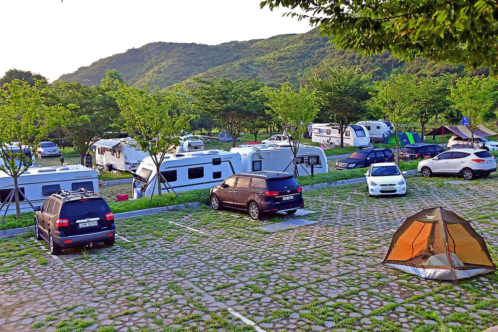 황매산 국민여가 캠핑장
