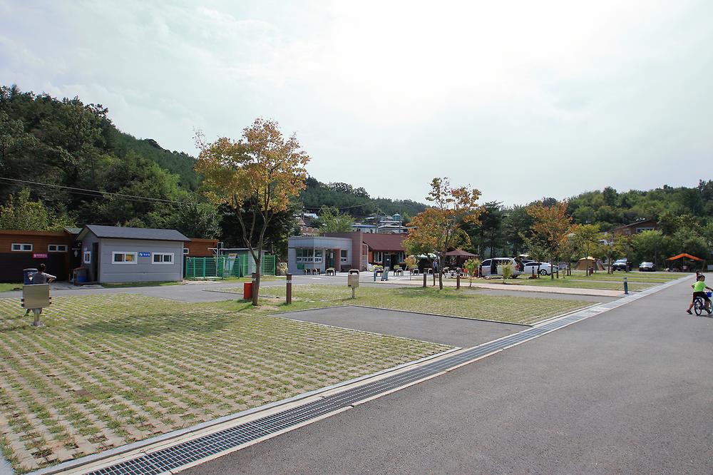 금산 국민여가캠핑장
